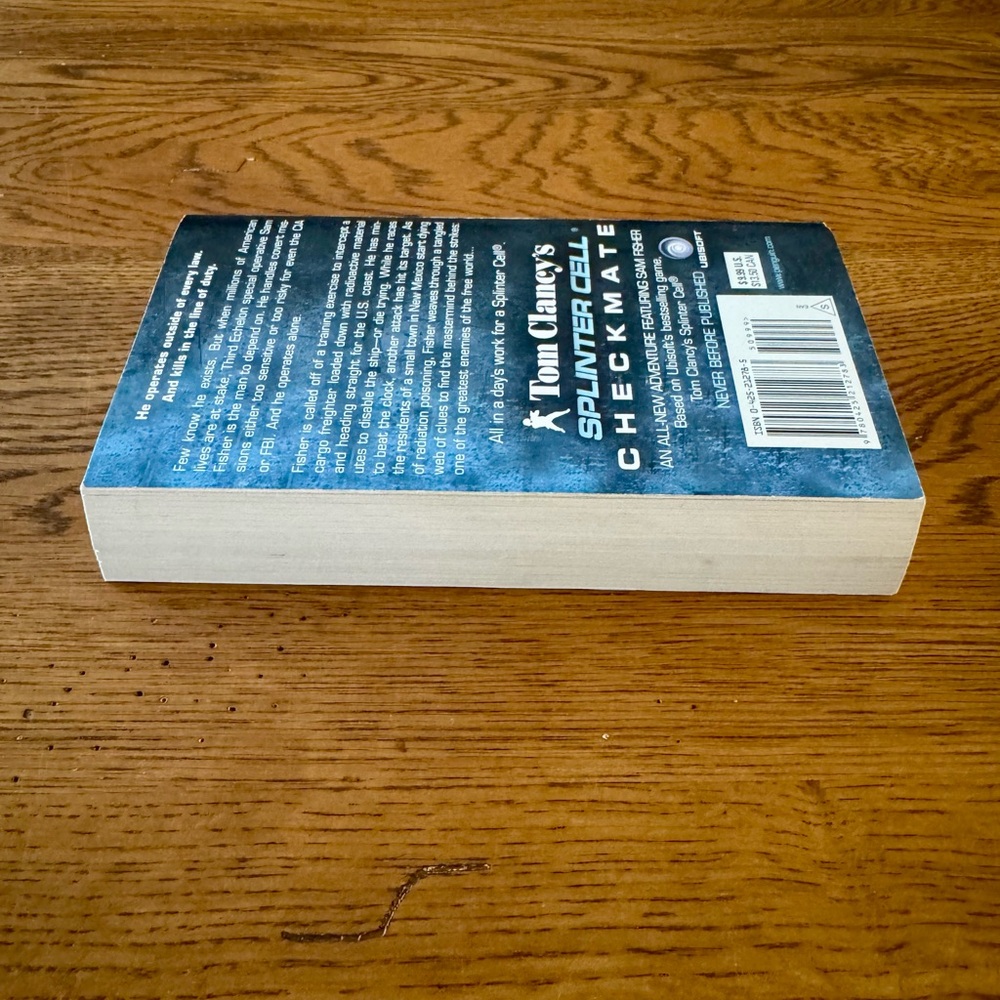 Tom Clancy's Splinter Cell Checkmate Book - Picture 3 of 4